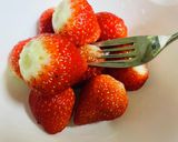 【簡単時短】親子でいちごのスィーツ作り作り方3写真