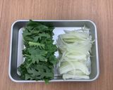 【大崎市】春菊のかき揚げ【学校給食】作り方1写真