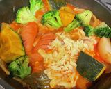 野菜たっぷりトマトチーズ鍋作り方4写真