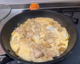 麺つゆで簡単！鶏むね肉のふんふわ親子丼！作り方5写真