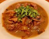 簡単なごちそう。鳥もも肉の赤ワイン煮込み作り方10写真