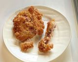 フライドチキンとタルタルソースでサンド作り方1写真