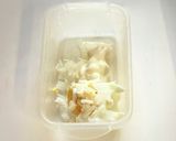 フライドチキンとタルタルソースでサンド作り方4写真