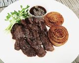 超簡単！味噌だれ焼肉と玉ねぎのだし煮！！作り方11写真