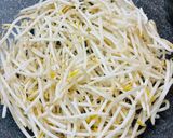 レンジで簡単！もやしと豚バラの梅風味作り方2写真