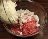 旨みたっぷり！ハンバーグ【食遺産】作り方1写真