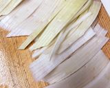 大根の皮　熱々胡麻たんたん作り方1写真