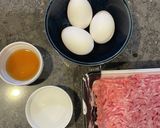 タイの卵焼き！豚挽肉入り焼きのオムレツ作り方1写真