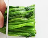 ほうれん草とサラダチキンの梅肉和え作り方2写真