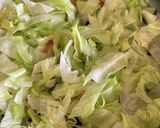 レタスの消費に☆レタスとさつま揚げ炒め♪作り方4写真