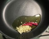 多めのニンニクとバターが合う！納豆パスタ作り方3写真