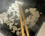 甘辛い鶏そぼろ☆たまごそぼろと唐揚げ弁当作り方1写真