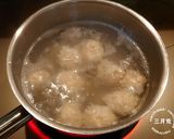 余った野菜で！豚汁風味の肉団子の味噌汁♪作り方3写真