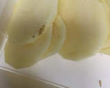 豚肉としめじとじゃがいものオイスター炒め作り方1写真