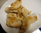楽勝！　鶏胸肉のバター醤油焼き作り方2写真