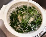 春菊とエノキのナムル作り方4写真