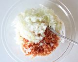 鮭フレークで美味しい【鮭チーズトースト】作り方1写真