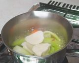 野菜たっぷり中華スープの水餃子作り方2写真