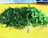 野菜嫌いな子どももペロリ　小松菜の卵焼き作り方1写真