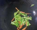 九州とんこつ焼きそば 菜の花入り作り方2写真
