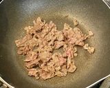 牛バラ切り落としとほうれん草の炒め物作り方2写真