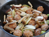 鶏団子ときのこの甘酢あん