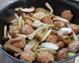 鶏団子ときのこの甘酢あん作り方5写真