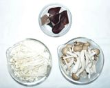 【ひとり鍋】牛乳入りマイルドピリ辛チゲ鍋作り方2写真