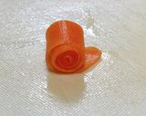 お弁当の隙間埋めに人参の薔薇作り方3写真