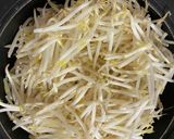 ビールが進む！もつモヤシ煮込み！作り方4写真