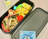 ほっこりお弁当♡カニカマとパセリの卵焼き作り方4写真