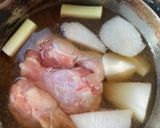 鶏手羽元と干皮豆腐のガラスープ煮作り方3写真