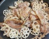 れんこんと豚バラ肉の甘辛炒め作り方4写真