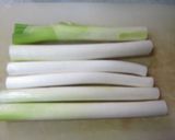 白葱の生昆布巻き巻き 生姜味の煮びたし作り方3写真