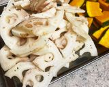 「ん」がいっぱい れんこん・南瓜の豚炒め作り方1写真