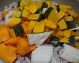 冬至に「冬の七草」豚汁うどん作り方4写真