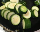 ズッキーニとツナのトマトソースパスタ作り方3写真