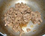 新じゃがと豚肉の炒め煮（大葉大蒜醤油）作り方2写真
