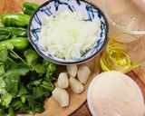 ペルー料理の定番！グリーンソース！作り方1写真