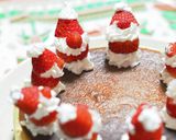 クリスマスケーキにどうぞ★いちごサンタ作り方4写真