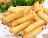 おつまみやパーティにも！簡単チーズ春巻き作り方6写真
