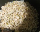 鶏塩そぼろで☆めんつゆバターチャーハン♫作り方2写真
