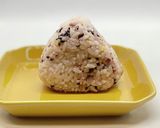 雑穀ご飯の混ぜ込みごま塩おにぎり作り方4写真