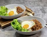 目玉焼きのっけひき肉ライス丼作り方5写真