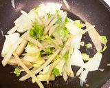 ジャガイモとリンゴのカレー風味ソテー作り方2写真