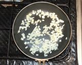 【一人鍋】オニオングラタン土鍋ハンバーグ作り方1写真