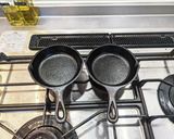 スキレット12センチで朝のベーコンエッグ作り方1写真