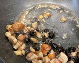 黒オリーブとマッシュルームのパスタ作り方5写真
