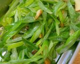 ネギの葉の辛味が美味しいニンニク炒め作り方4写真