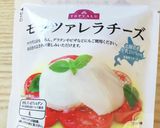 ♪カプレーゼだよ～♡切って挟むだけ作り方2写真